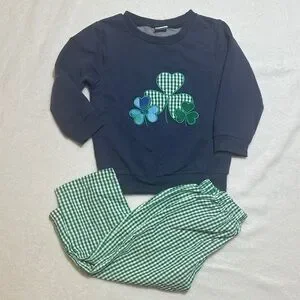 EEUC boys St. Patrick’s Day appliqué shamrock pullover and gingham pants 18/24mo