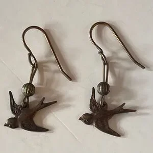 Elegant Bird-Shaped Earrings Bronze Tone Cute Handmade New Gift