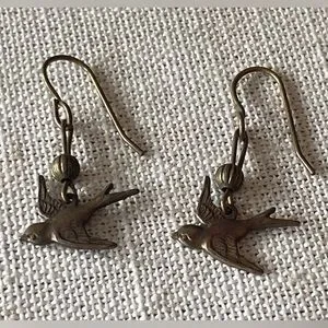 Elegant Bird-Shaped Earrings Bronze Tone Cute Handmade New Gift