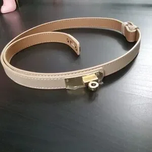 Elegant Tan Leather Belt Gold Accent Elegant Tan Leather Belt Gold Accent