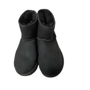 EUC Black Short UGG Shoes Size 8 Classic Booties Comfy