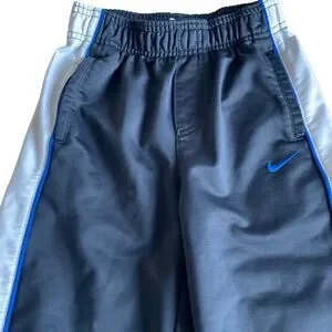 EUC Nike Youth Gray White Side Stripe Track Pants/Joggers - Size 6