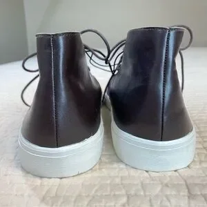 Express Men’s Brown Faux Leather Lace Up Round Toe Chukka Ankle Boots Size 9