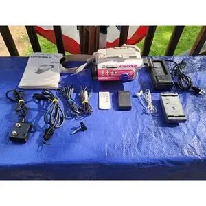 EXTREMELY RARE "SURF & SNOW" Hitachi VM-SP1A 8mm Video Camera Camcorder GRAIL