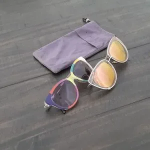 Fashion sunglasses bundle of two good condition