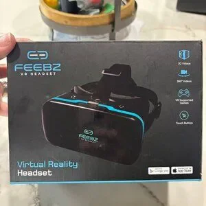 FEEBZ 3D VR Headset For Kids 2.0: New Without Tags