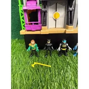Fisher Price Imaginext DC Super Friends Wayne Manor Tower Batman Playset