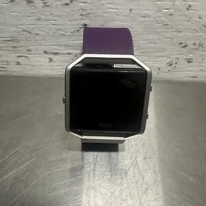 Fitbit Blaze Smart Fitness Watch Time Display Blaze Purple + Charger