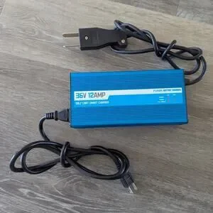 FLNGR Golf Cart Smart Charger 36V 12AMP D Plug