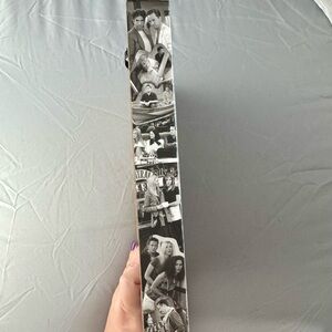 FRIENDS Tv Show Sign They Don’t Know That We Know They Know We Know 8 X 10