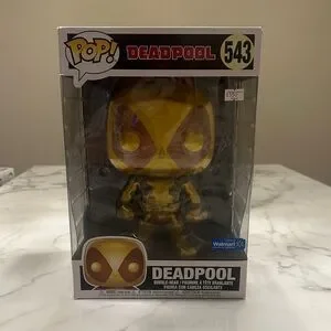 Funko Pop Gold Deadpool Collectible