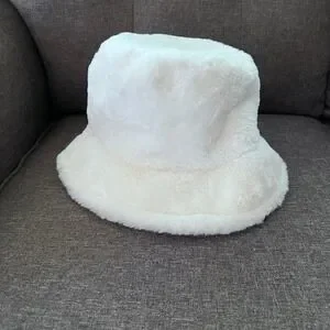 Fuzzy Faux Fur Bucket Hat Women Winter Warm Thick Plush Cloche Cap