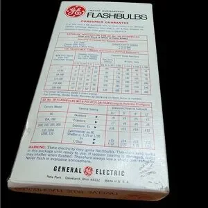 GE 5B Flashbulbs - 12 Pack Blue And White
