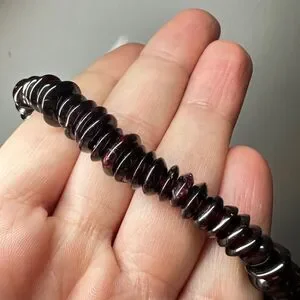 Genuine Graduated Garnet Disk beaded Stretchy Bracelet