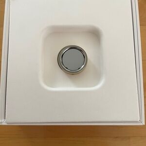 Gold Oura Ring 4