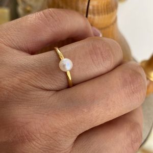 Gold Plated Over Sterling Silver Dainty Synthetic White Pearl Ring Size 7
