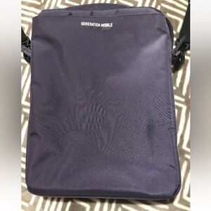 Golla CG1060 14" Vertical Notebook 13" Macbook Sling Sleeve In Sharon Purple