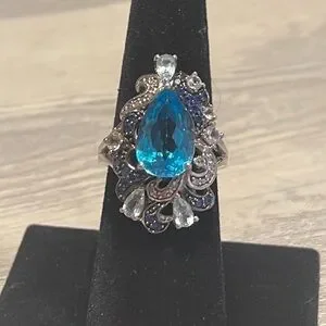 Gorgeous Silver Topaz Cocktail Ring