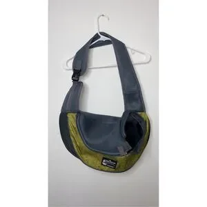 Greenbone Dog bookbag / dog carrier