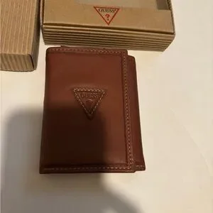 Guess vintage tri fold wallet