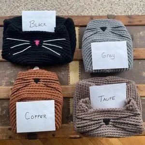 Handmade Artisan NWT Small Cat Bed Copper / Black Nose 11.5” X 4” Crocheted Pet