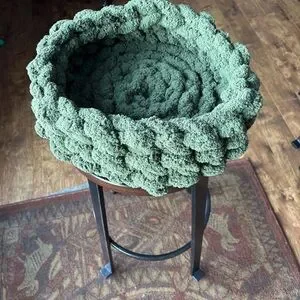 Handmade Pet Bed. NEW