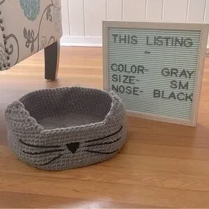 Handmade Small Cat Bed Grey / Black Nose 11.5” x 4” Crocheted Pet NWT Furbaby
