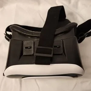 HD360X VR HEADSET FOR SMART PHONE PRE-OWNED EXCELLENT CONDITION