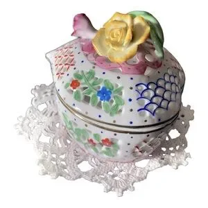 Heart Shaped Reticulated Porcelain Jewelry Dish With Flowers