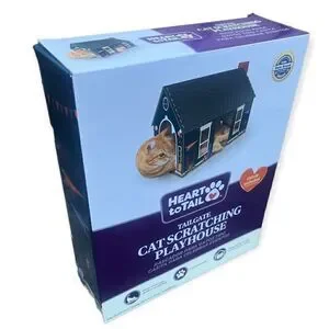 HEART TO TAIL TAILGATE CAT SCRATCHING PLAYHOUSE WITH CATNIP CAT HOUSE NEW IN BOX