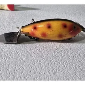 Heddon Digger Crab Wood Fishing Lure Vintage RARE