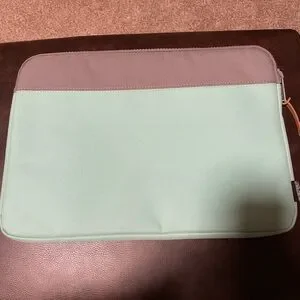 Herschel Laptop Case
