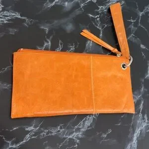 HOBO Vida Leather Wristlet / Clutch / Wallet Top Zip AUTHENTIC Fits Cell Phone