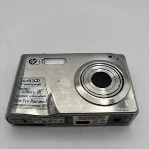 HP Photosmart R967 Digital Camera 10 MP - Silver - Tested And Works