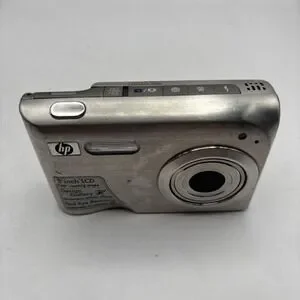 HP Photosmart R967 Digital Camera 10 MP - Silver - Tested And Works