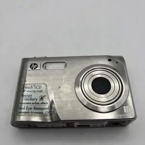 HP Photosmart R967 Digital Camera 10 MP - Silver - Tested and Works