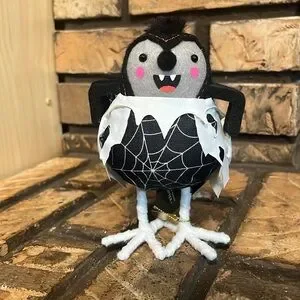 Hyde & EEK Featherly Friends Halloween Bird Skitter NWT