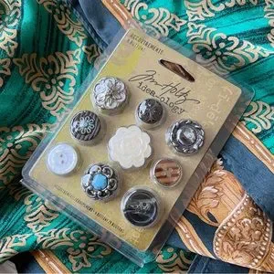 Ideology Novelty Mix Set Of 9 Buttons