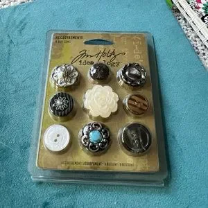 Ideology Novelty Mix Set Of 9 Buttons