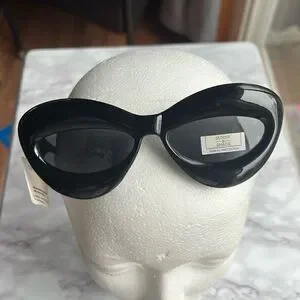 Inflated Cat Eye Black Sunglasses
