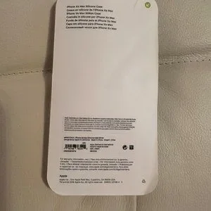 IPhone XS Max Silicone Case - White - Used