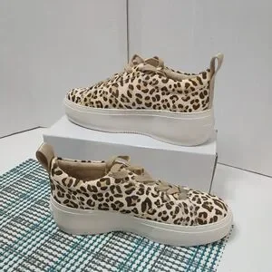 J/Slides Womens  Tan Leather Leopard Fashion Sneaker Size 7.5M New Without Tag