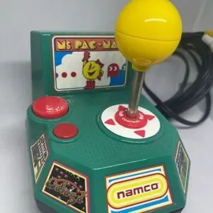 Jakks Pacific Ms Pac Man Twist Control Joystick 5-in-1 Plug & Play