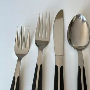 Japan BLACK INSETS (UNF581) Stainless Flatware Place Setting