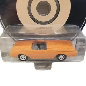 Johnny Lightning Rock'N'Rollers Car & Beach Boys CD