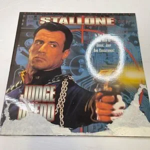 Judge Dredd Laserdisc Widescreen Sylvester Stallone Physical Media SciFi