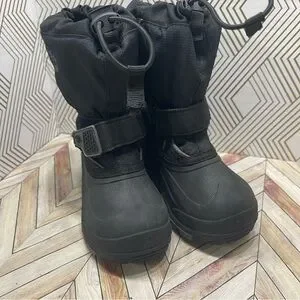 Kamik Snow Boots For Toddlers Size 9 UNISEX Great Condition Q9