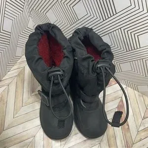 Kamik Snow Boots For Toddlers Size 9 UNISEX Great Condition Q9
