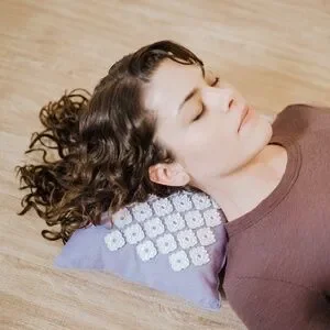 Kanjo Lavender Aroma Acupressure Pillow Anthropology 4 X 9 X 14 Inch NWOT