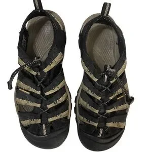 Keen Newport H2 Sport Sandals Water Shoes Black/Olive Green US 8.5 EU 41